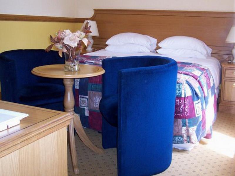 The Glen Hotel Newtonmore Buitenkant foto