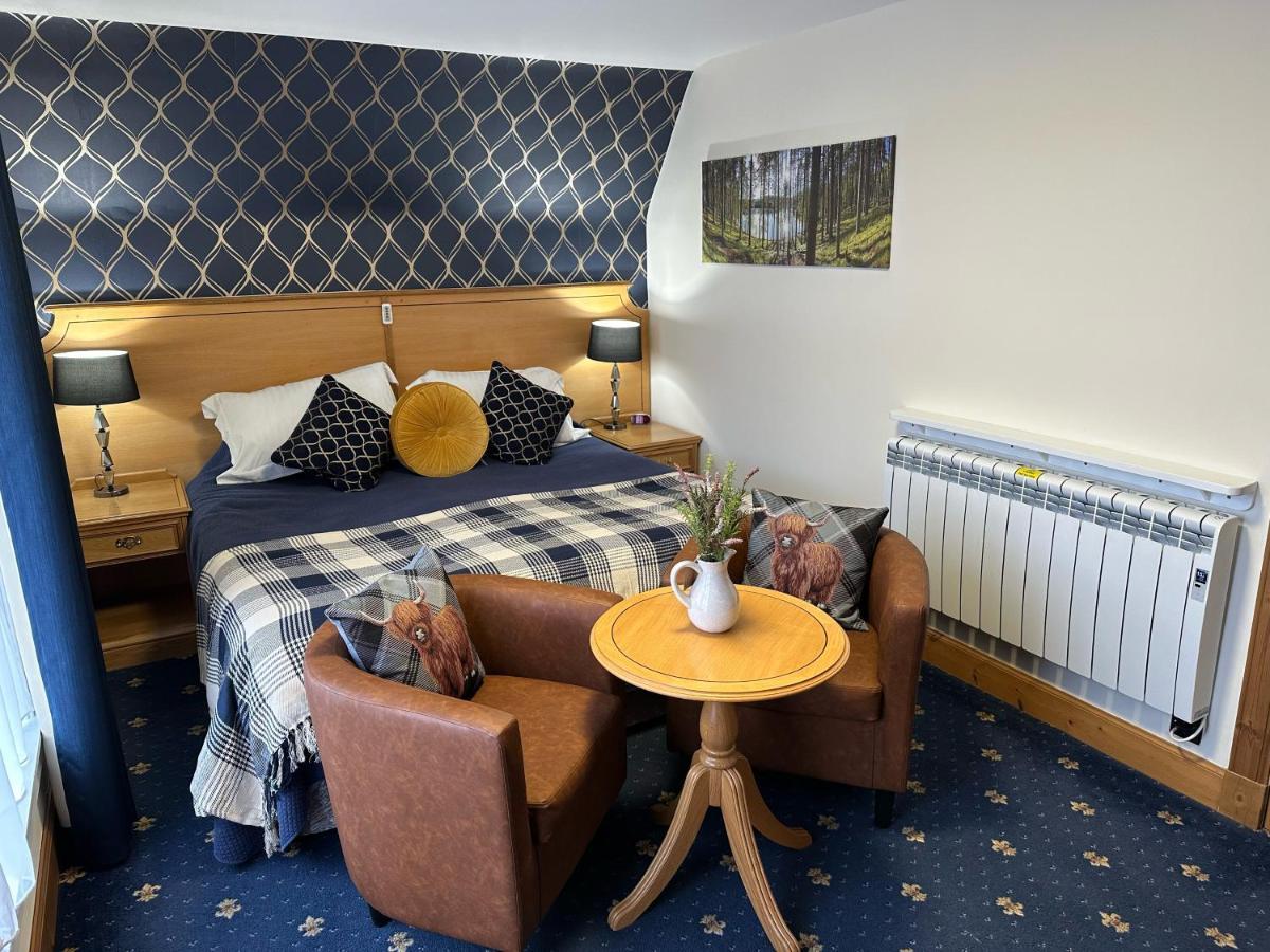 The Glen Hotel Newtonmore Buitenkant foto