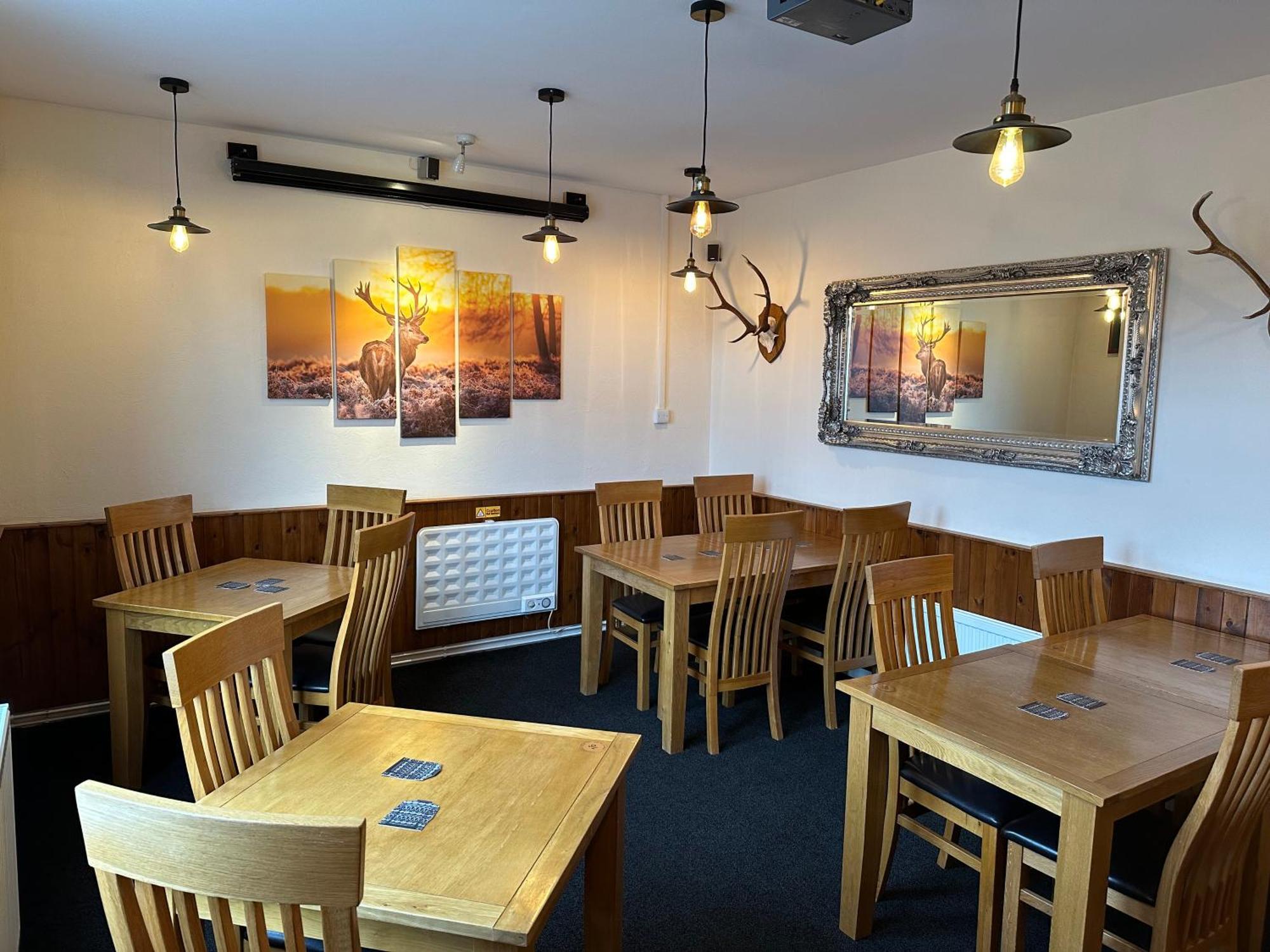 The Glen Hotel Newtonmore Buitenkant foto
